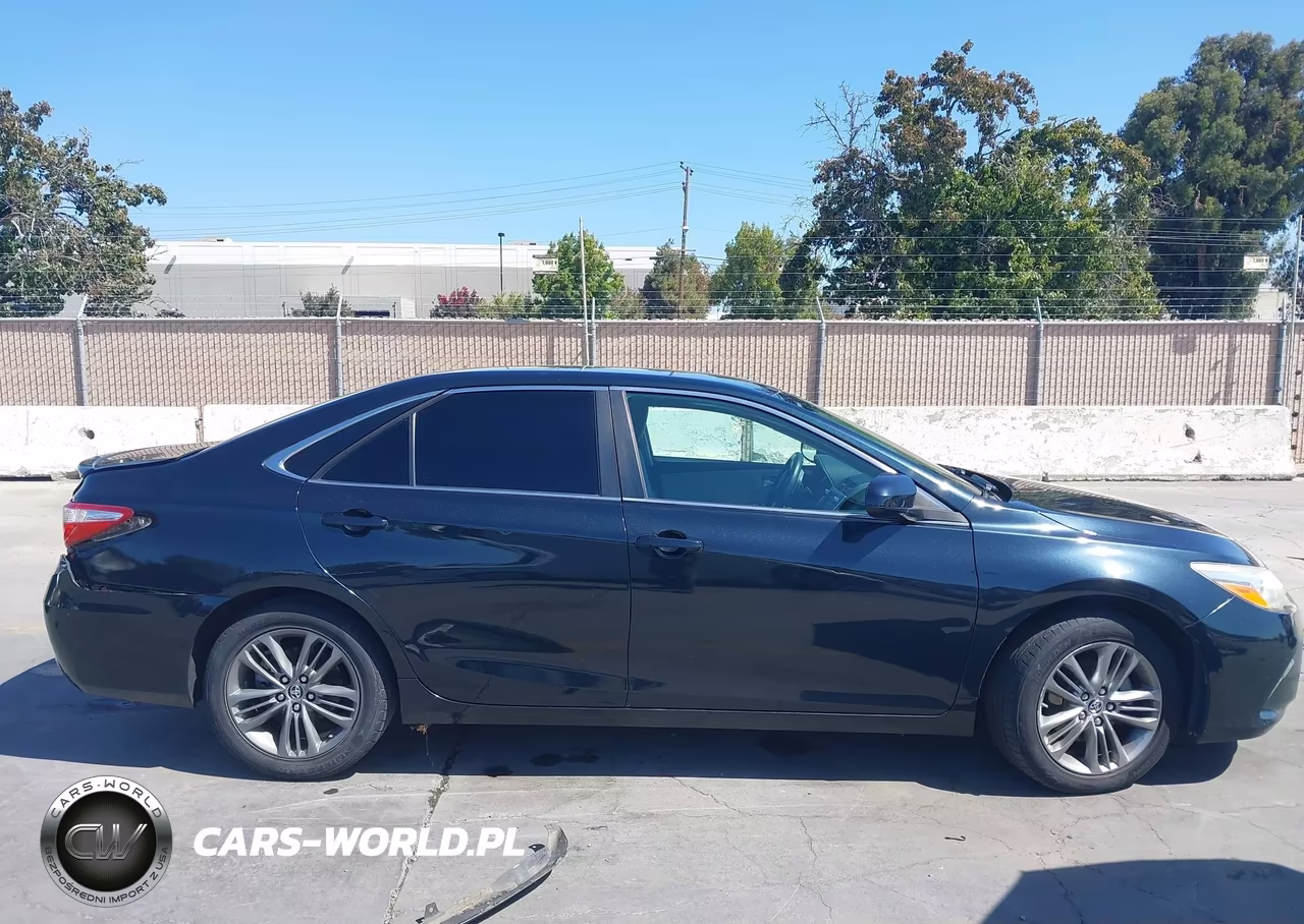2016 Toyota Camry Se VIN:4T1BF1FK8GU550700 - 14
