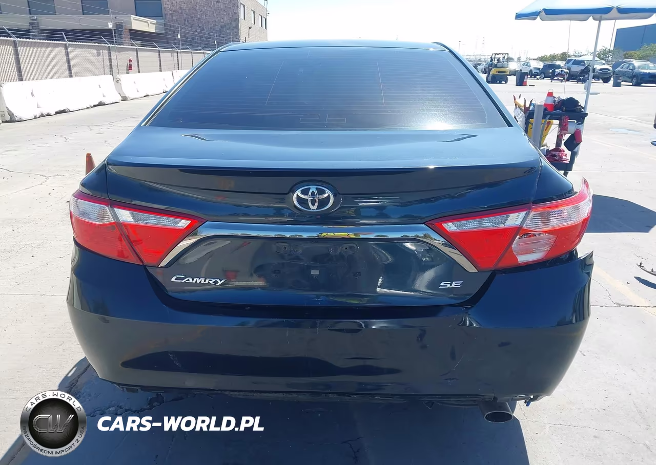 2016 Toyota Camry Se VIN:4T1BF1FK8GU550700 - 17