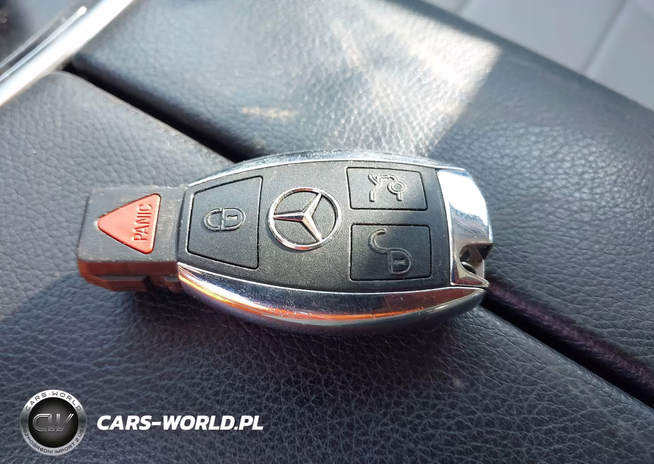 2016 Mercedes-Benz C 300 4Matic VIN:WDDWF4KB4GR146878 - 11