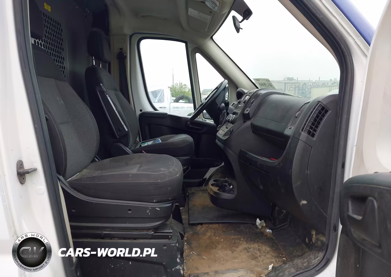 2016 Ram Promaster 1500 Low Roof VIN:3C6TRVAG2GE102209 - 5