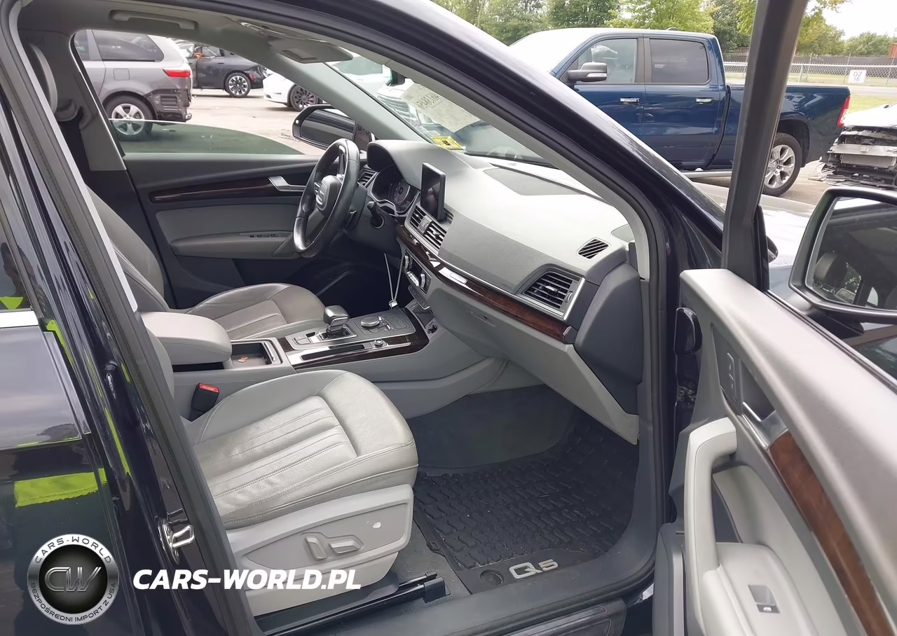 2019 Audi Q5 45 Premium VIN:WA1ANAFY7K2030509 - 5