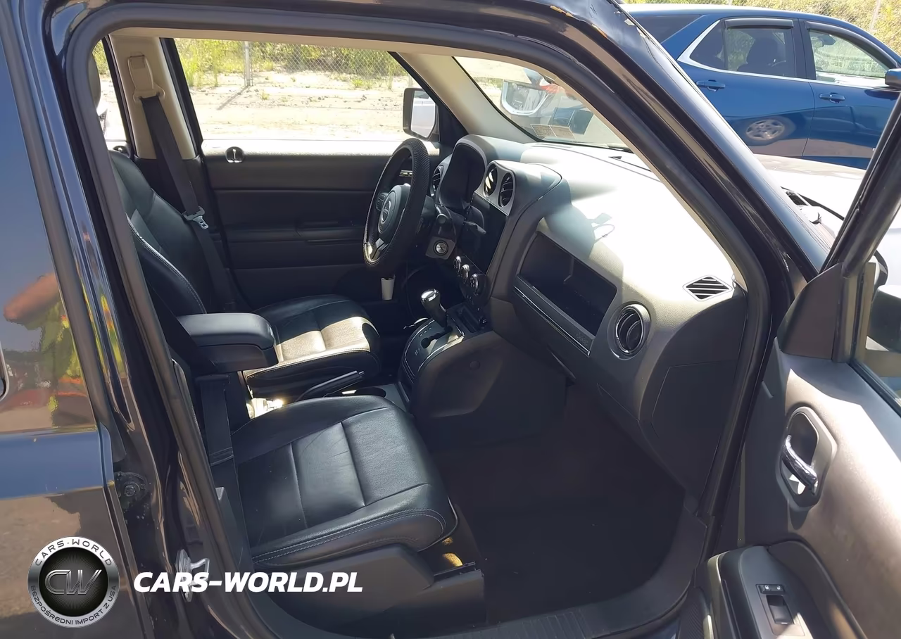 2016 Jeep Patriot High Altitude Edition VIN:1C4NJRFB2GD523748 - 5