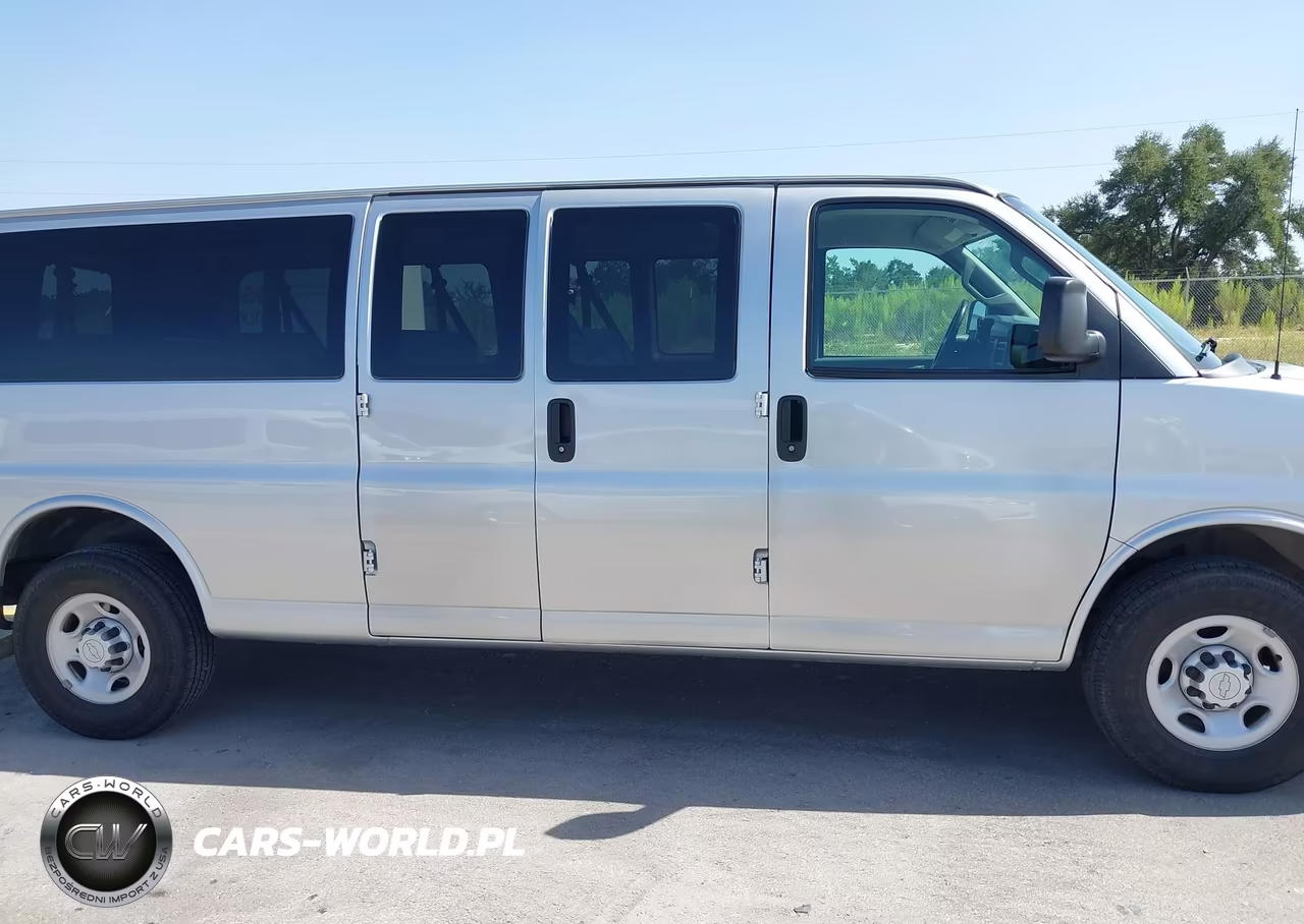 2019 Chevrolet Express 3500 Ls VIN:1GAZGNFG1K1332880 - 13