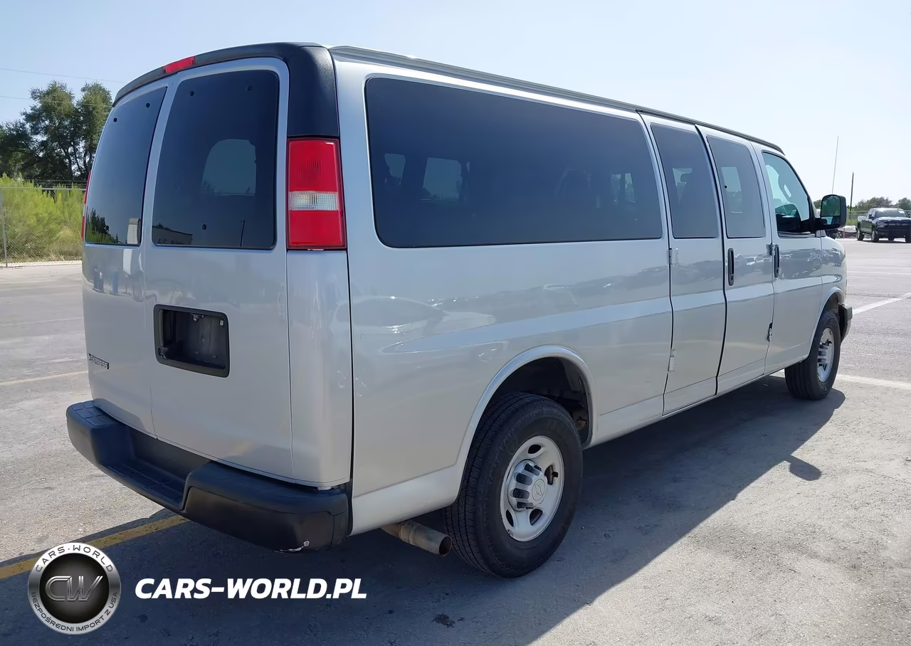 2019 Chevrolet Express 3500 Ls VIN:1GAZGNFG1K1332880 - 4