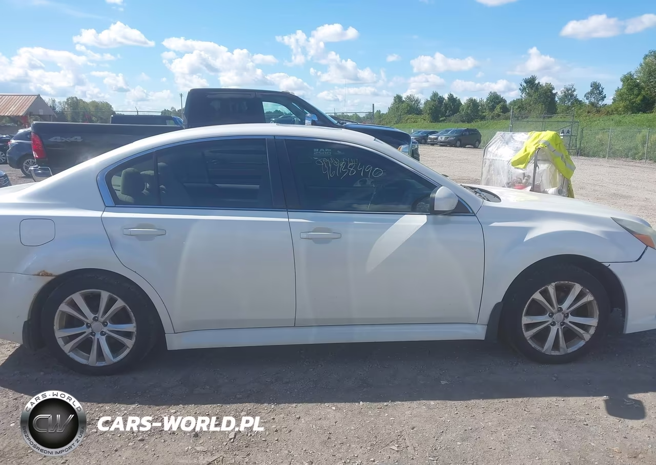2013 Subaru Legacy 2.5I Premium VIN:4S3BMBG69D3022098 - 13