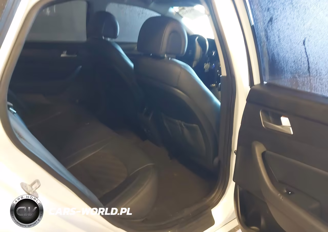 2016 Hyundai Sonata Sport VIN:5NPE34AF0GH333416 - 8