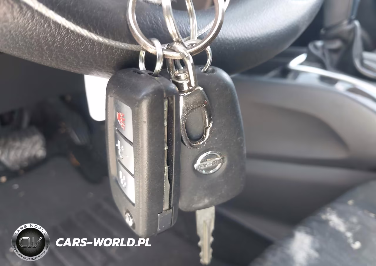 2017 Nissan Rogue S VIN:KNMAT2MT4HP564829 - 11