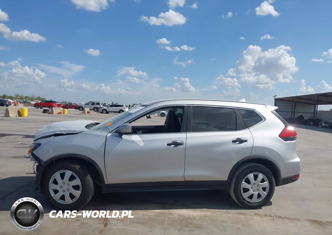 2017 Nissan Rogue S VIN:KNMAT2MT4HP564829 - 15
