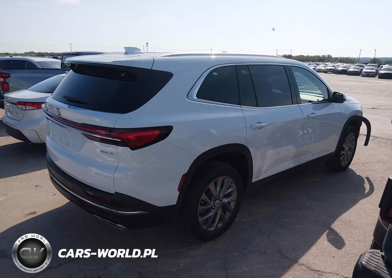 2025 Buick Enclave Preferred Fwd VIN:5GAEVARS7SJ252084 - 4