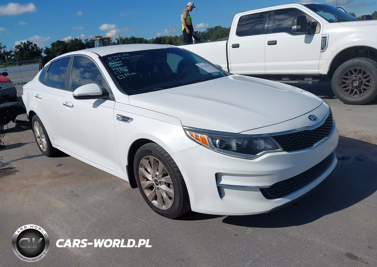 2018 Kia Optima Lx VIN:5XXGT4L32JG257096 - 1