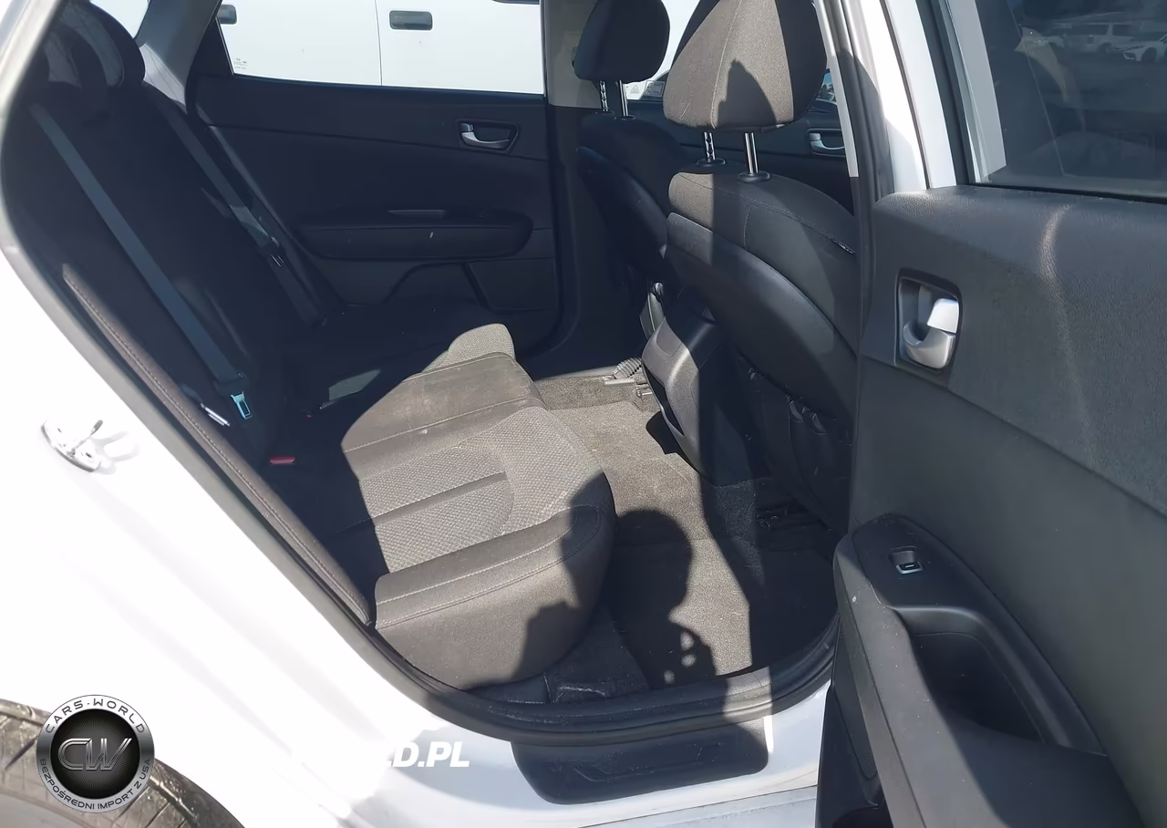 2018 Kia Optima Lx VIN:5XXGT4L32JG257096 - 8