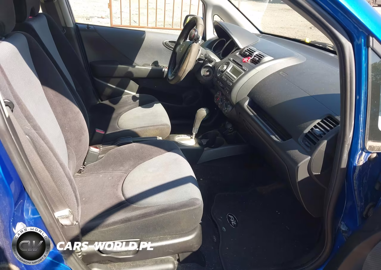 2007 Honda Fit Sport VIN:JHMGD38627S053843 - 5