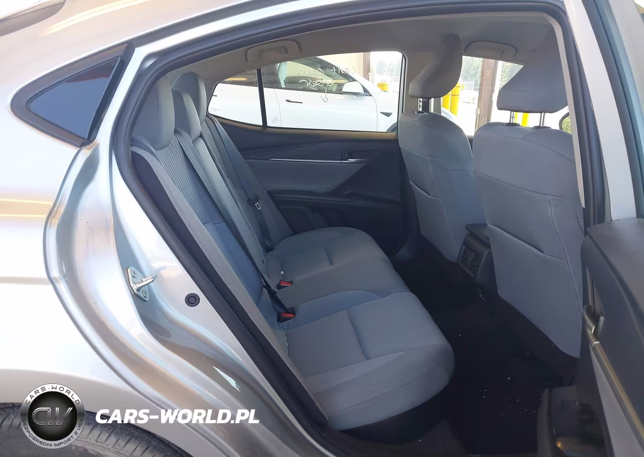2025 Toyota Camry Le VIN:4T1DBADK3SU009103 - 8