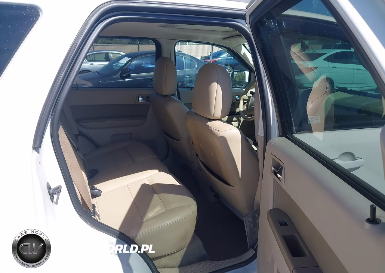 2010 Ford Escape Limited VIN:1FMCU0E74AKC97282 - 8