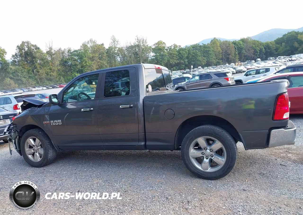 2015 Ram 1500 Big Horn VIN:1C6RR6GTXFS658283 - 15