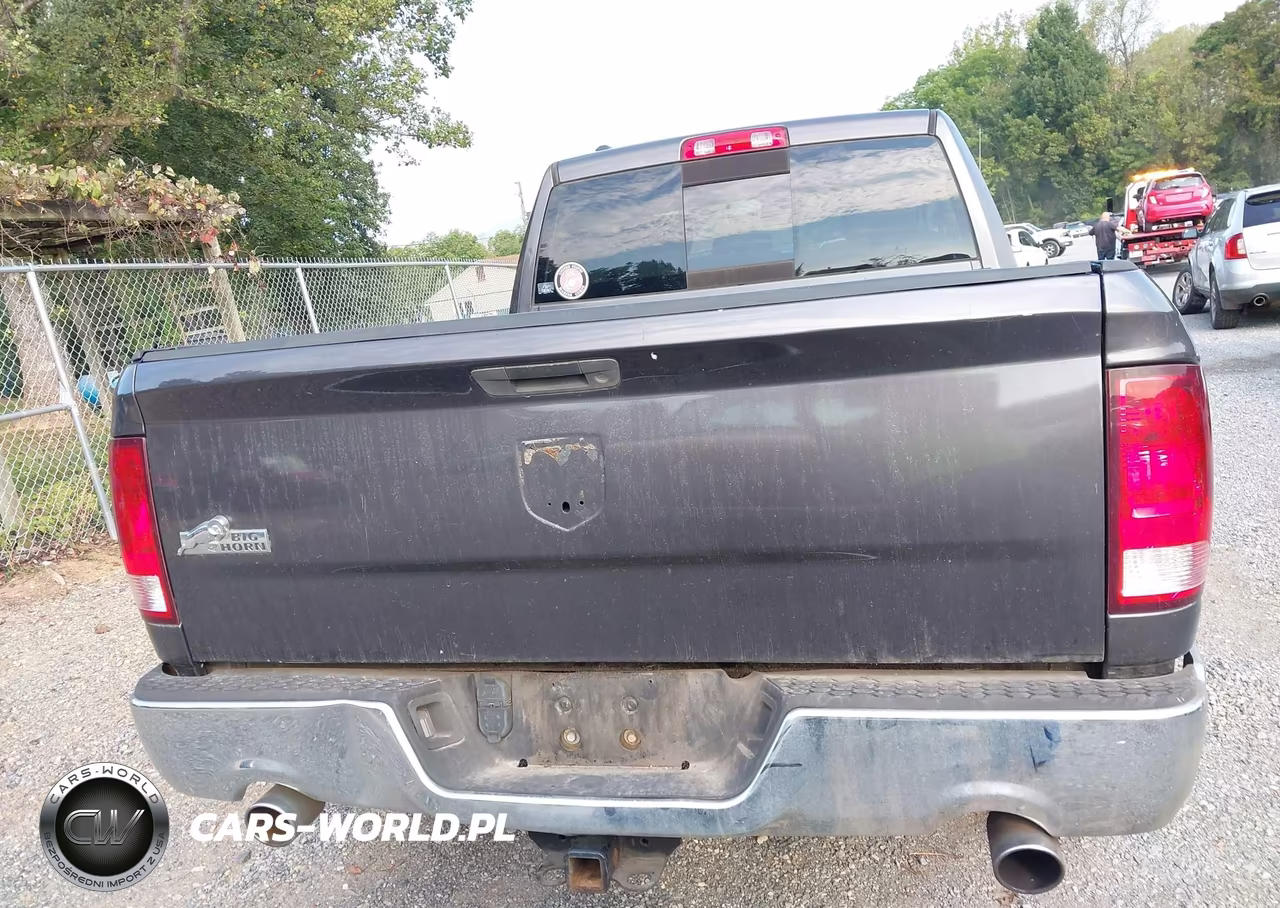 2015 Ram 1500 Big Horn VIN:1C6RR6GTXFS658283 - 17