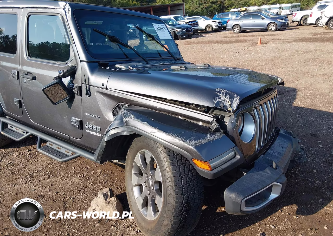 2020 Jeep Wrangler Unlimited Sahara 4X4 VIN:1C4HJXEN2LW329202 - 6
