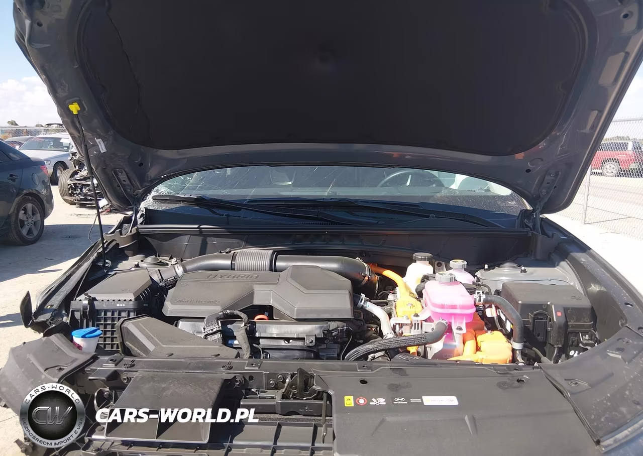 2026 Hyundai Tucson Hybrid Limited VIN:KM8JEDD13TU516927 - 10