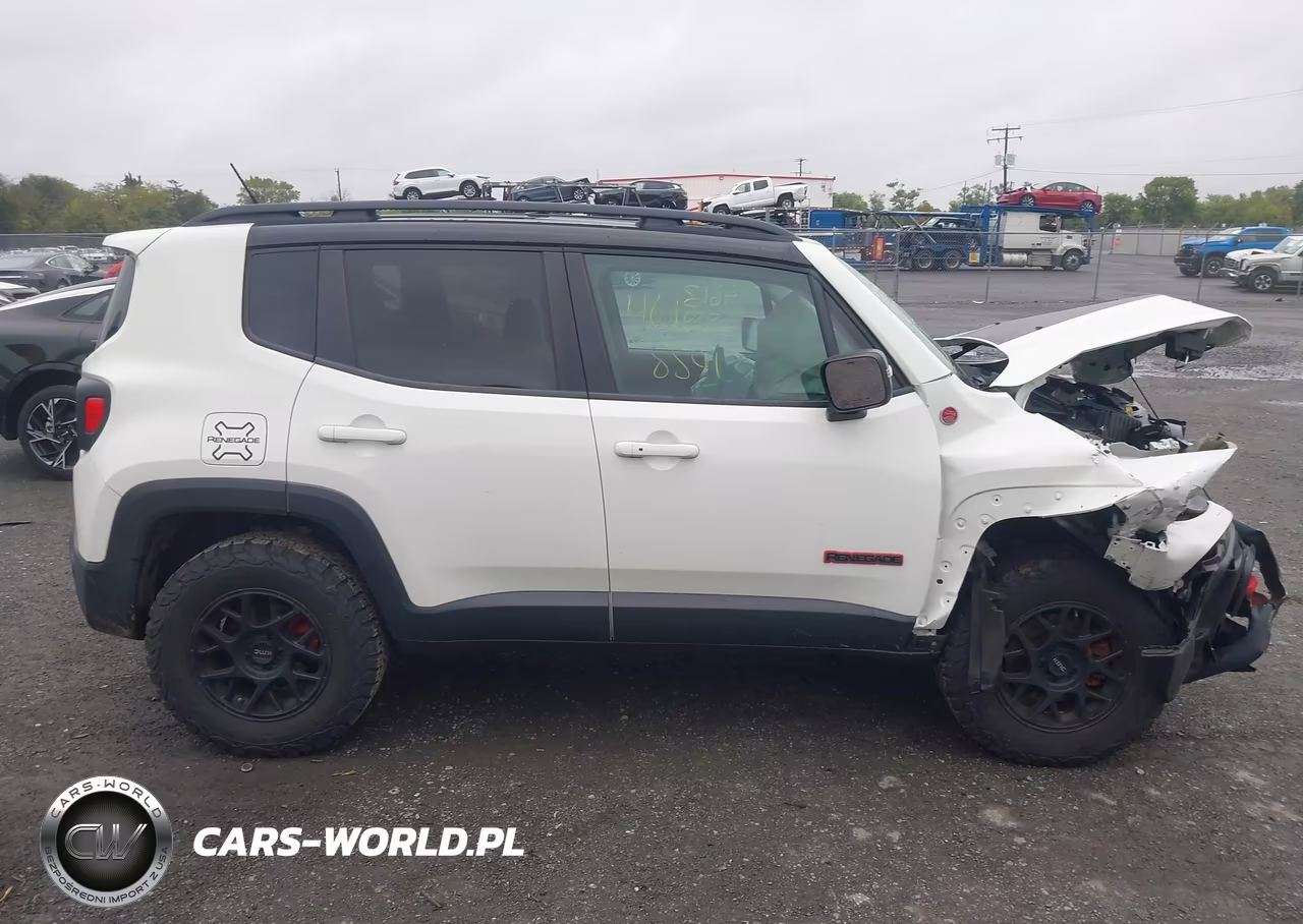 2017 Jeep Renegade Trailhawk 4X4 VIN:ZACCJBCB4HPG20259 - 13