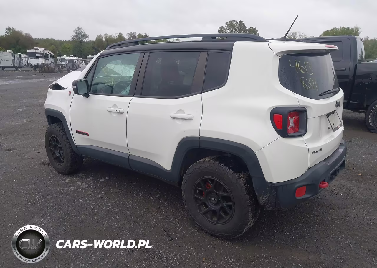 2017 Jeep Renegade Trailhawk 4X4 VIN:ZACCJBCB4HPG20259 - 3
