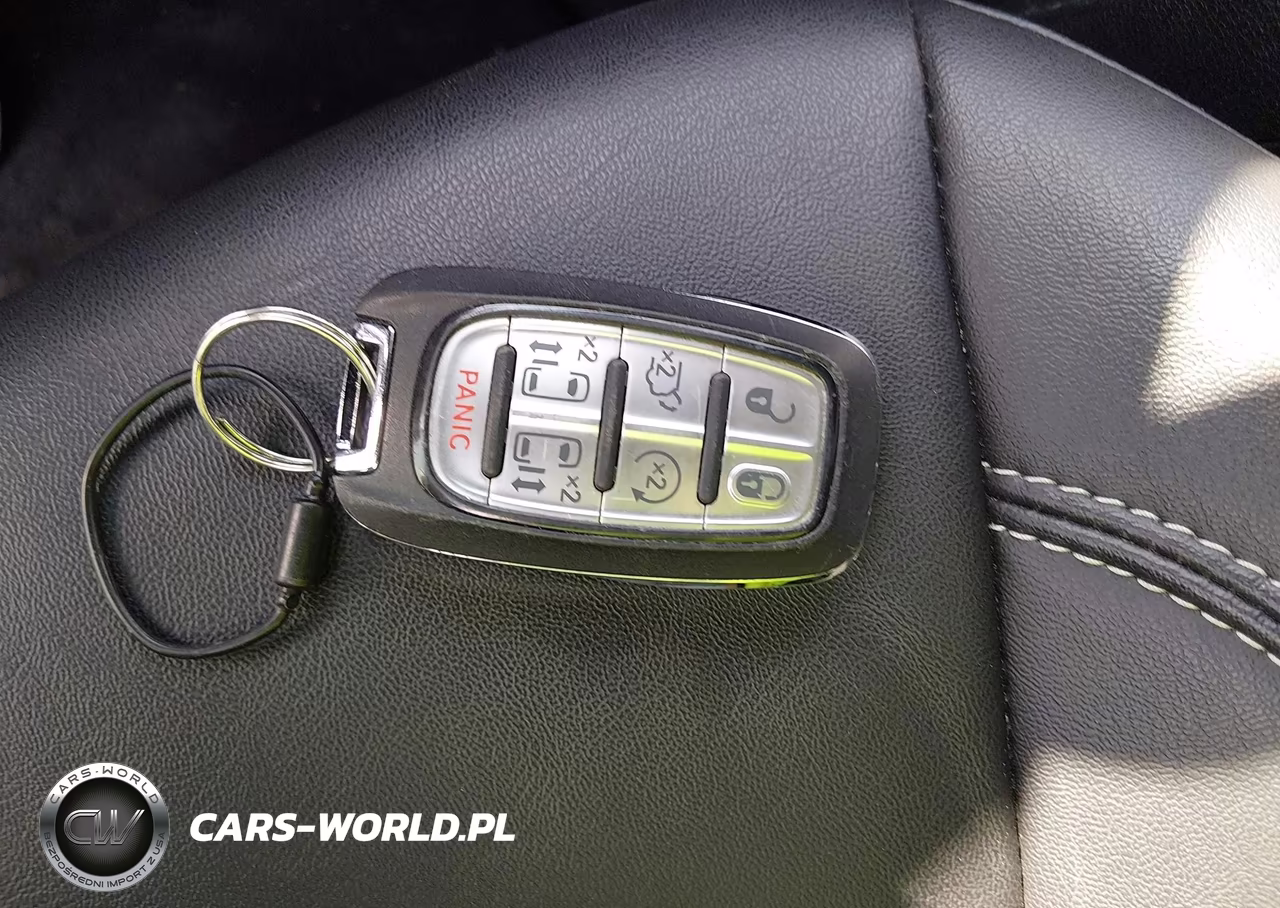 2025 Chrysler Pacifica Select VIN:2C4RC1BG0SR513725 - 11