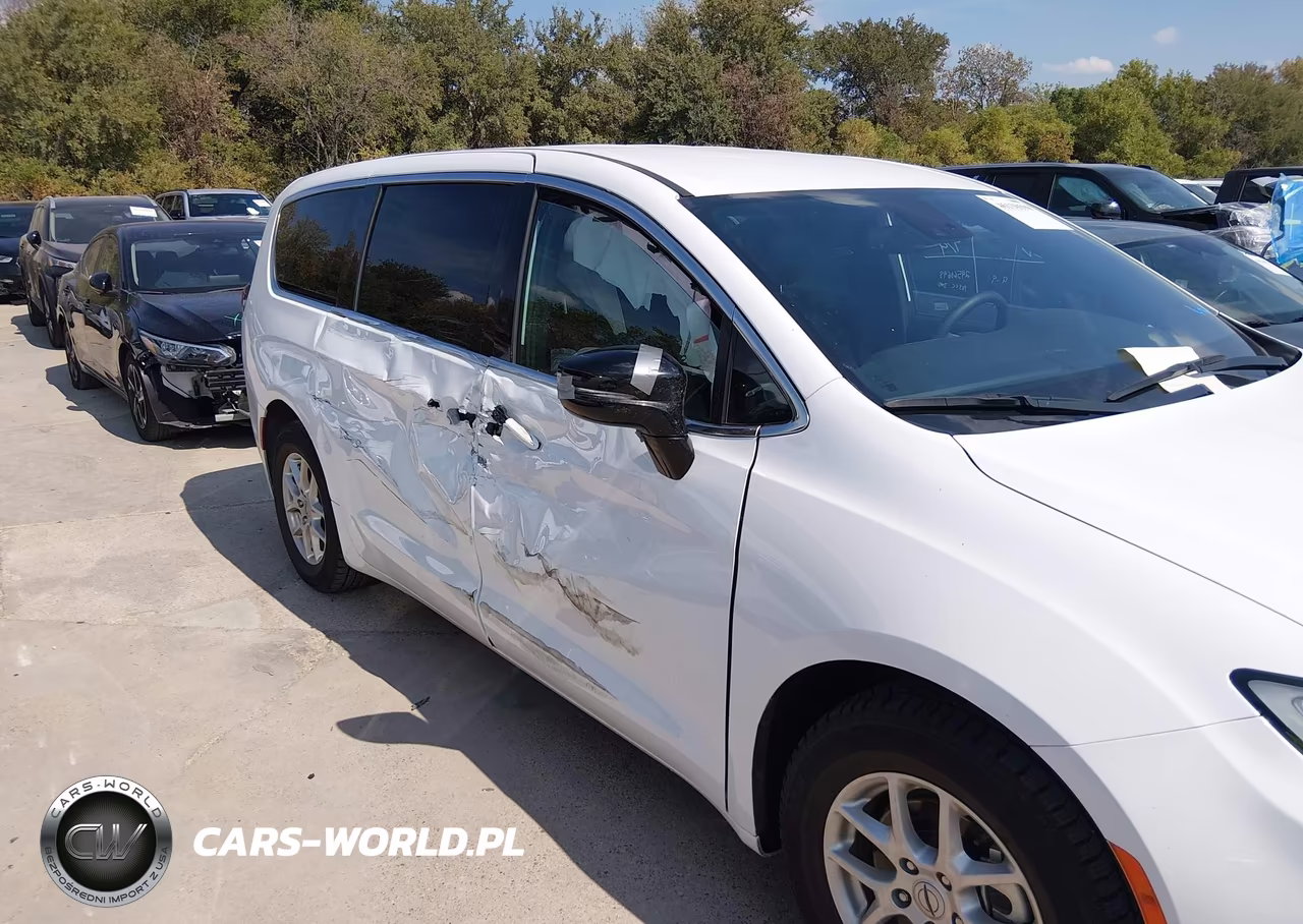 2025 Chrysler Pacifica Select VIN:2C4RC1BG0SR513725 - 6