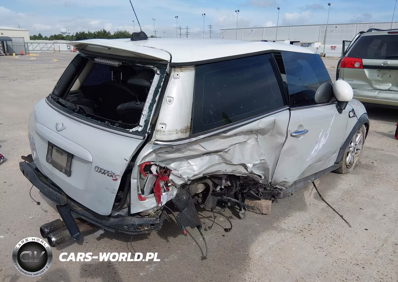 2011 Mini Cooper S VIN:WMWSV3C54BTY10782 - 4