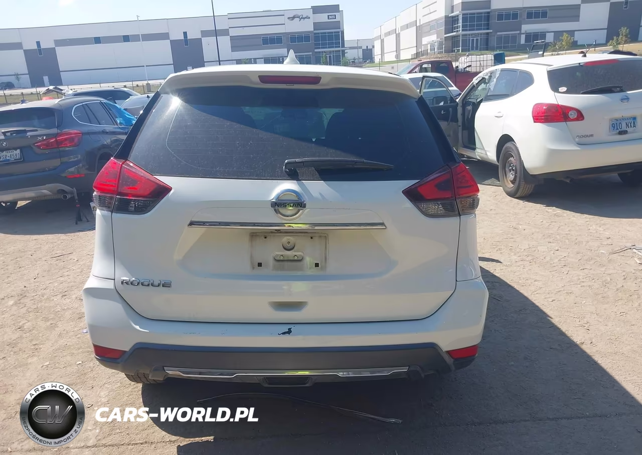 2017 Nissan Rogue S VIN:KNMAT2MT7HP573170 - 17