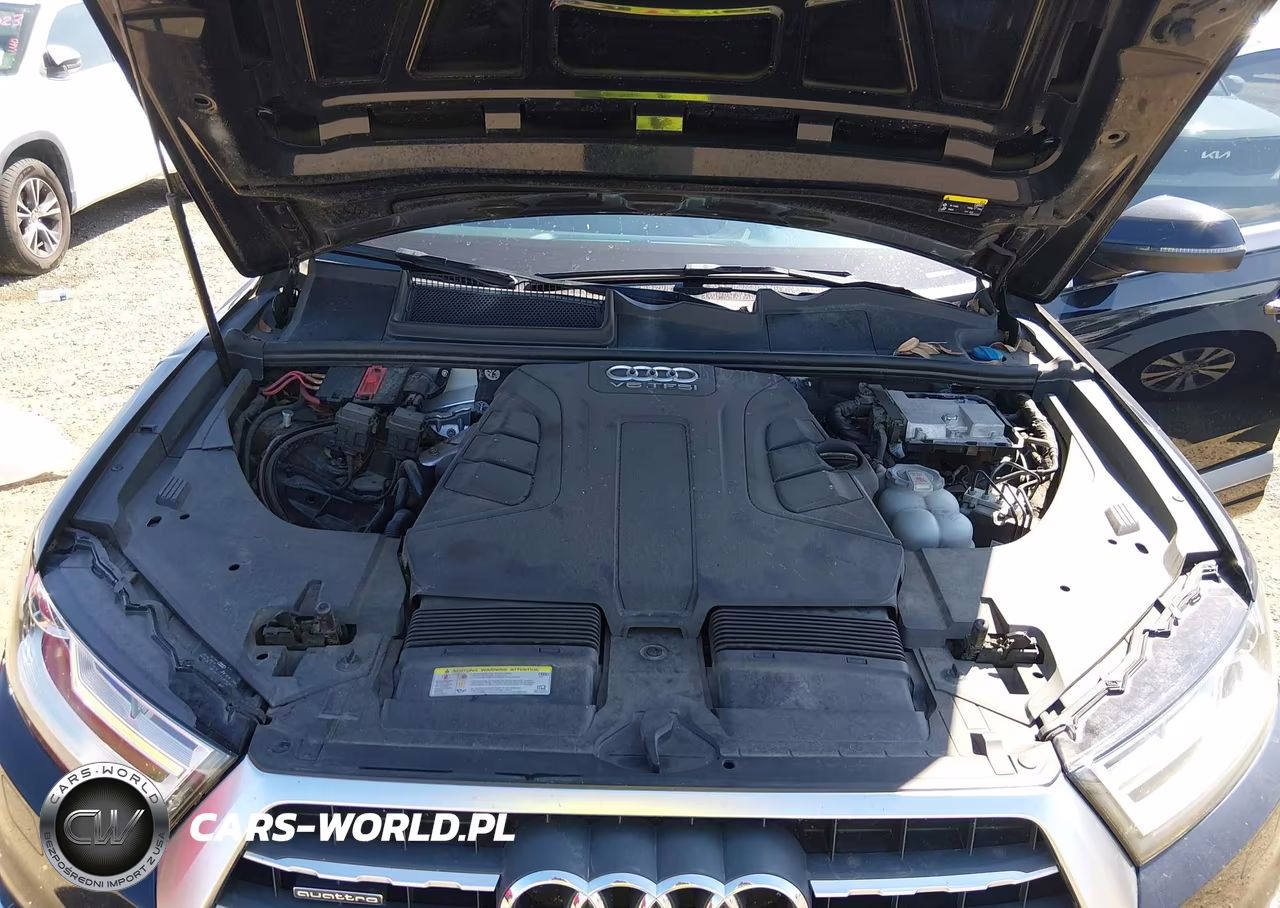 2017 Audi Q7 3.0T Premium VIN:WA1AAAF74HD028250 - 10