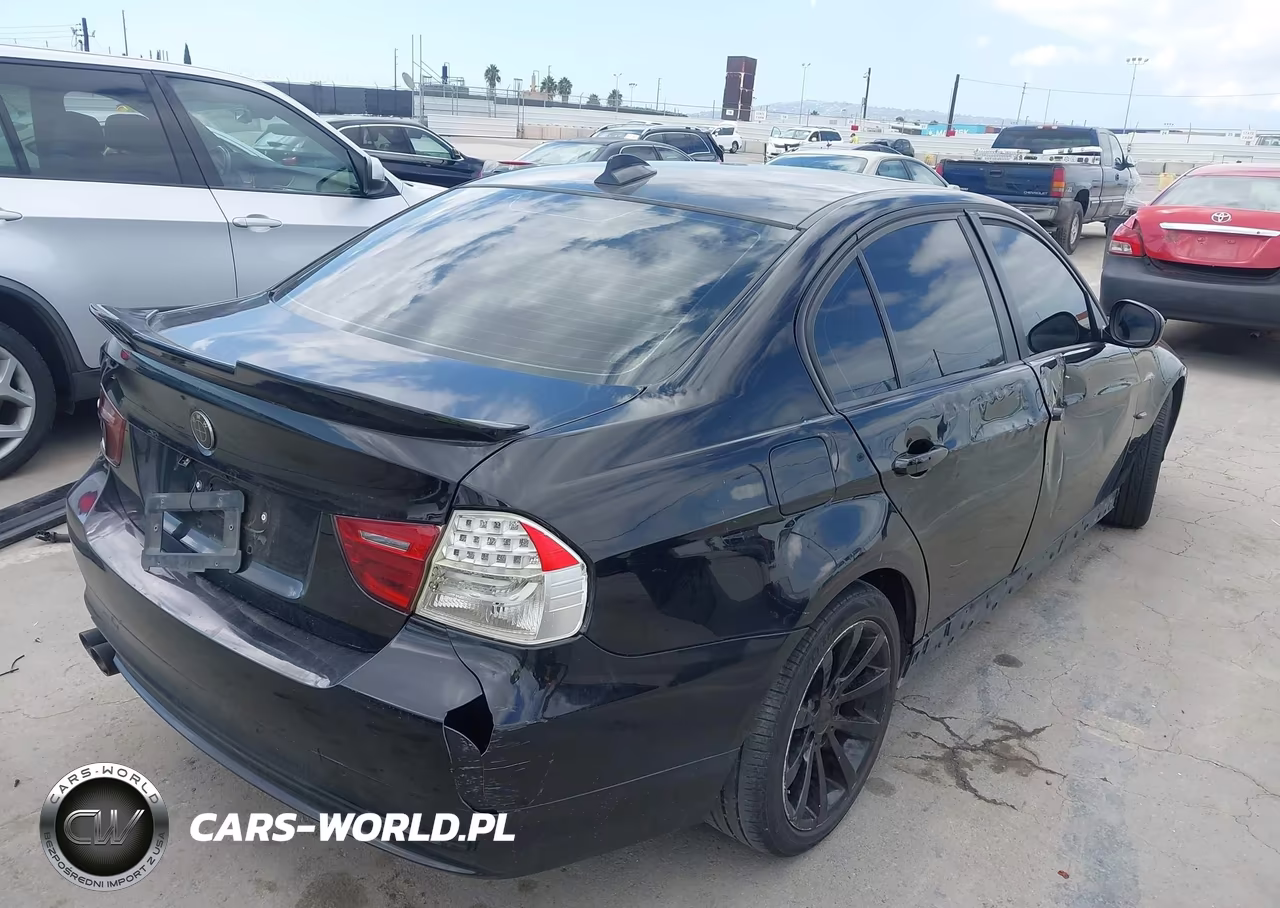 2011 BMW 328I VIN:WBAPH5G56BNM73183 - 4