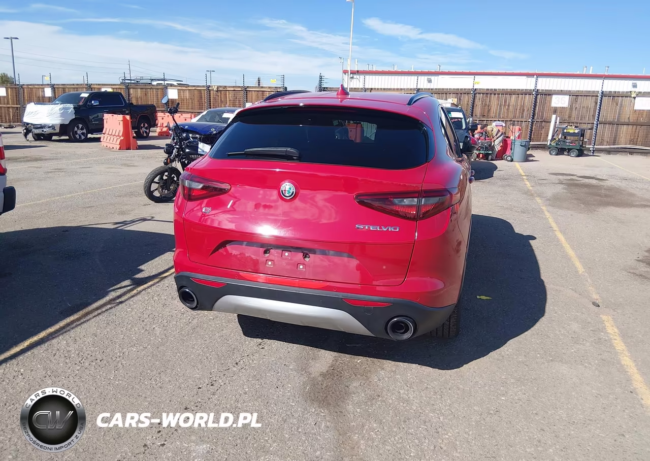 2018 Alfa Romeo Stelvio Ti Sport Awd VIN:ZASFAKNN8J7B90296 - 4