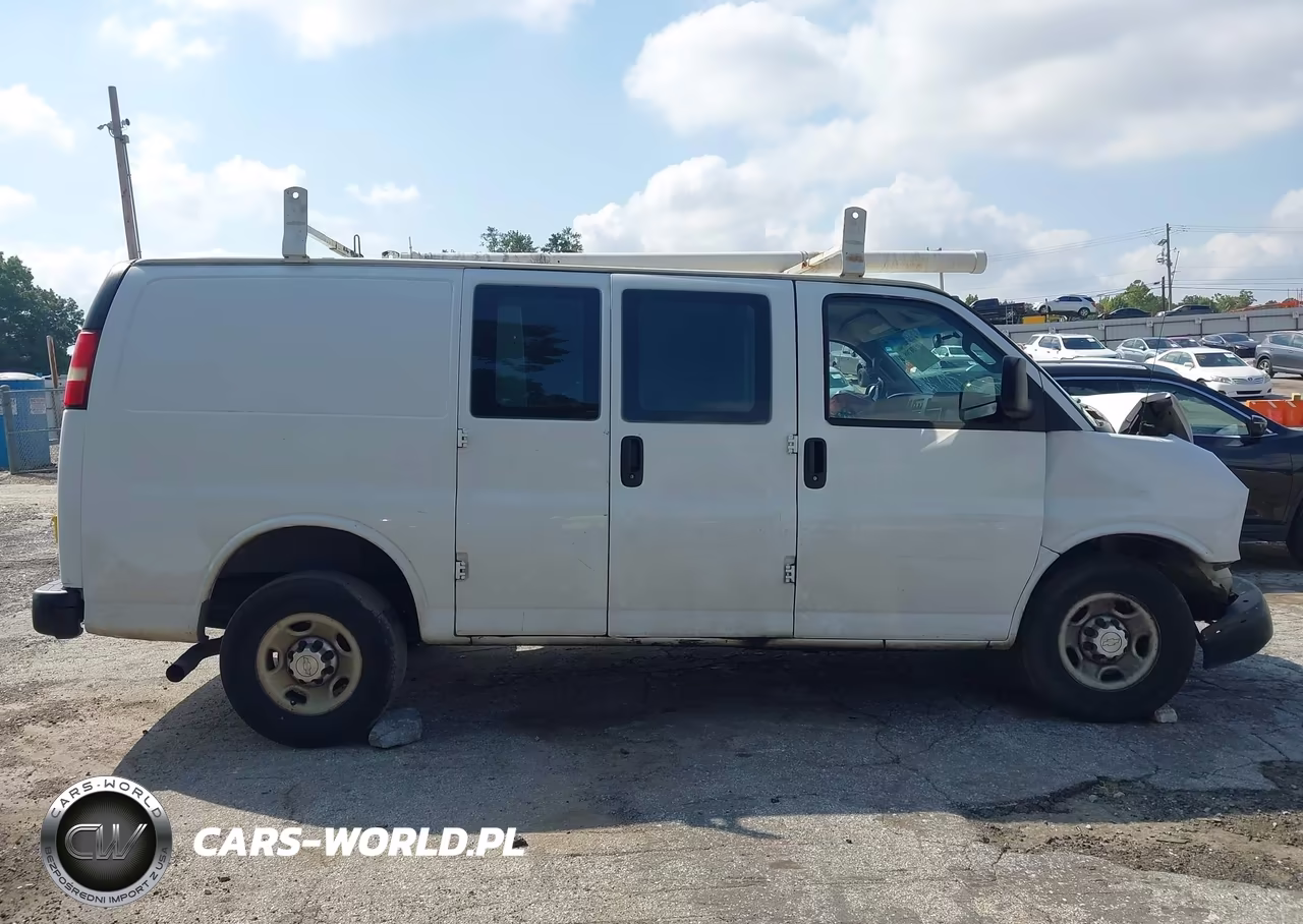 2016 Chevrolet Express 2500 Work Van VIN:1GCWGAFF3G1261604 - 12