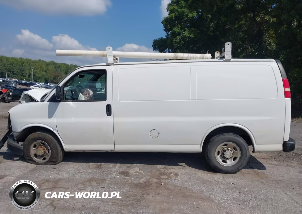 2016 Chevrolet Express 2500 Work Van VIN:1GCWGAFF3G1261604 - 13