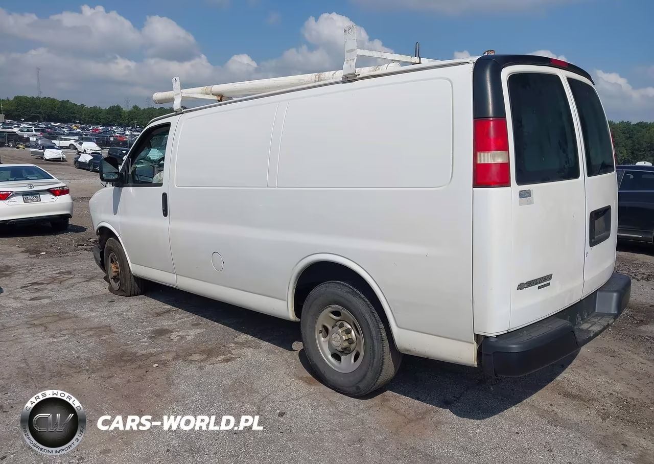 2016 Chevrolet Express 2500 Work Van VIN:1GCWGAFF3G1261604 - 3