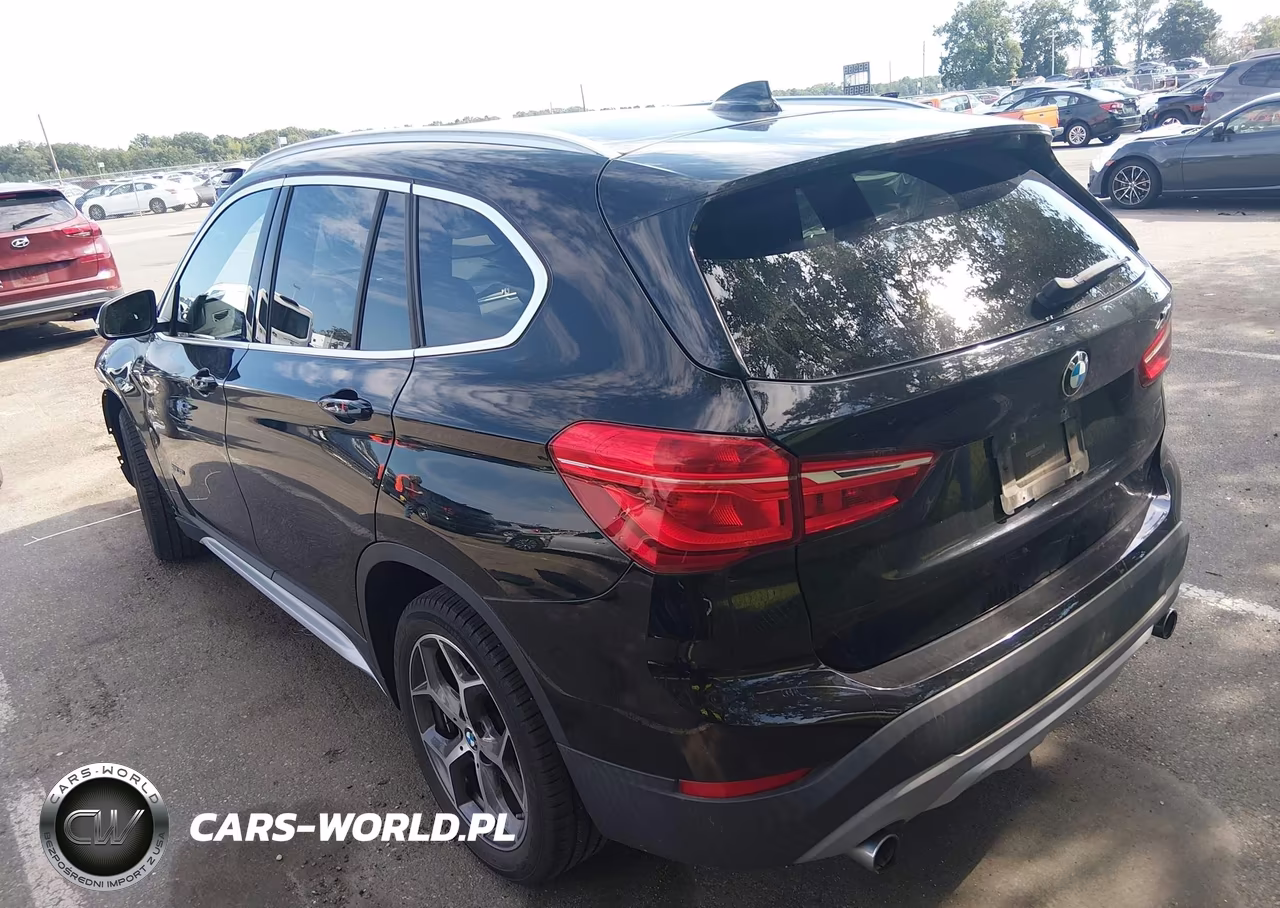 2018 BMW X1 Sdrive28I VIN:WBXHU7C3XJ5H44513 - 3
