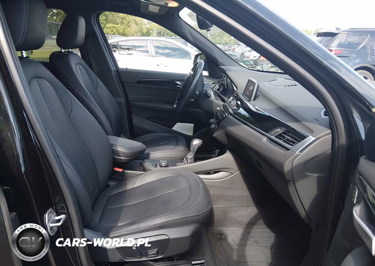 2018 BMW X1 Sdrive28I VIN:WBXHU7C3XJ5H44513 - 5