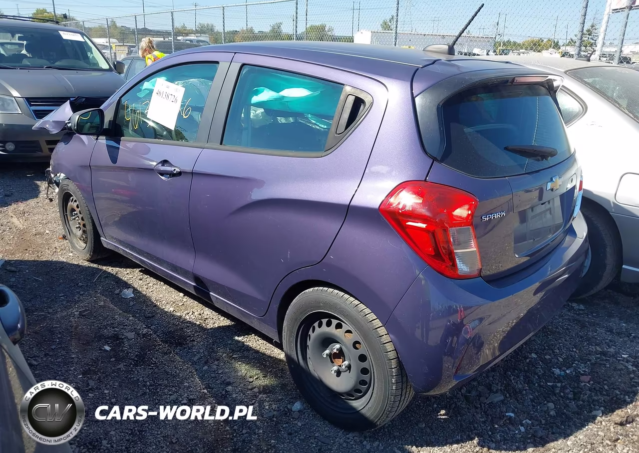 2017 Chevrolet Spark Ls Cvt VIN:KL8CB6SA0HC738786 - 3