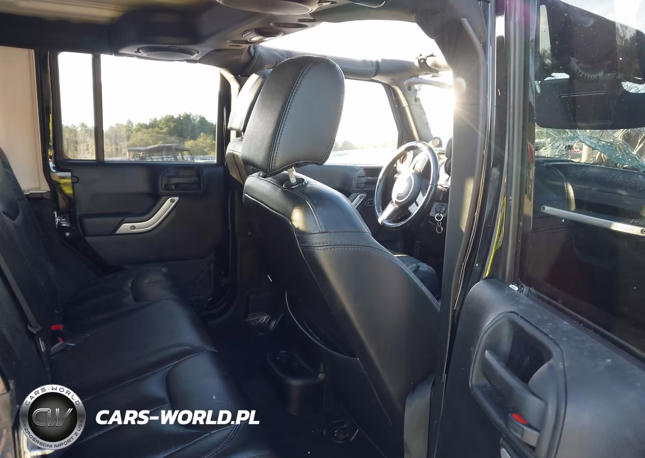 2013 Jeep Wrangler Unlimited Sahara VIN:1C4BJWEG6DL536759 - 8