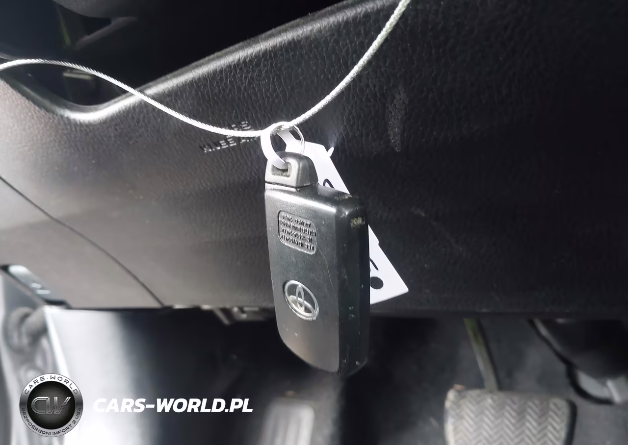 2017 Toyota Rav4 Xle VIN:2T3WFREV0HW383933 - 11