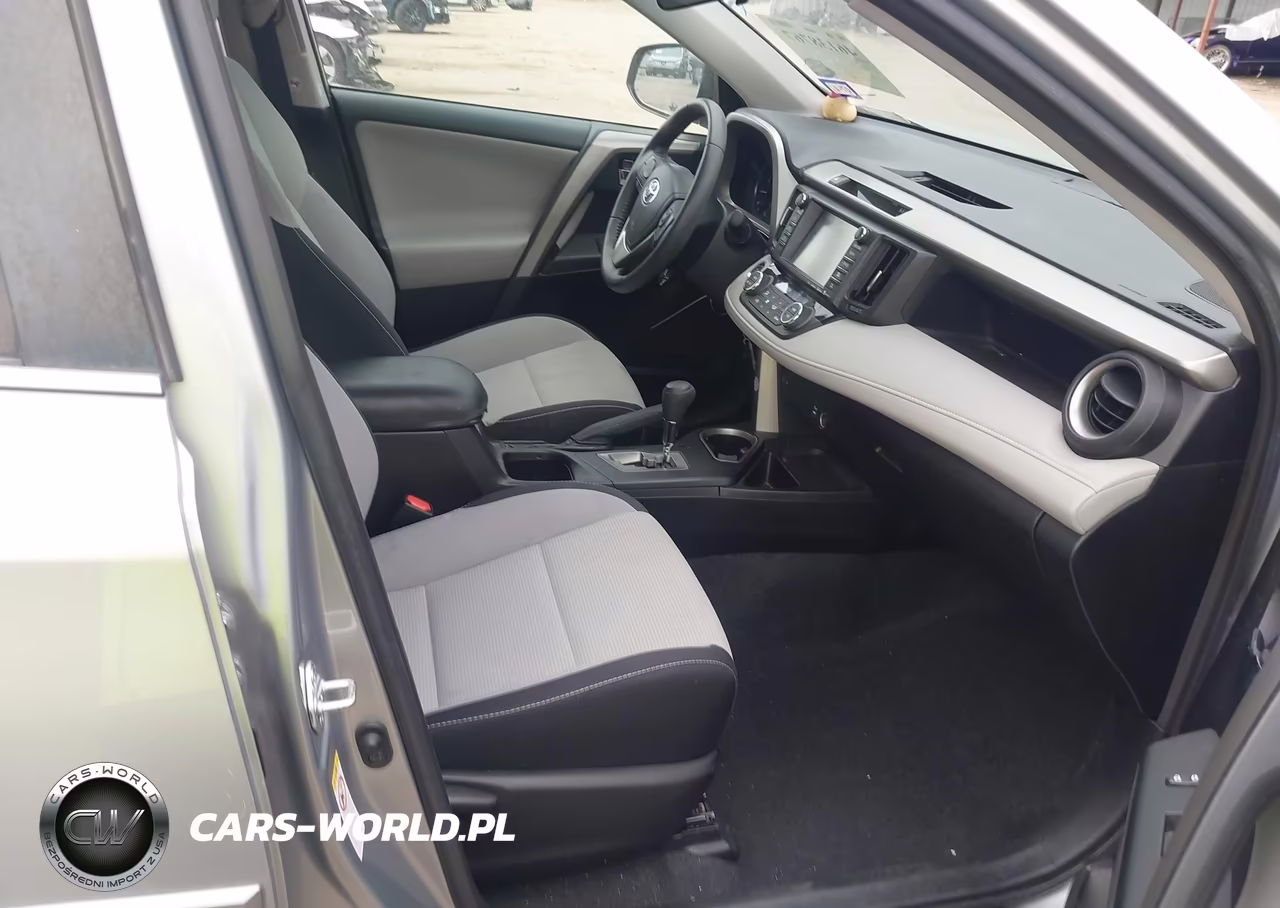 2017 Toyota Rav4 Xle VIN:2T3WFREV0HW383933 - 5