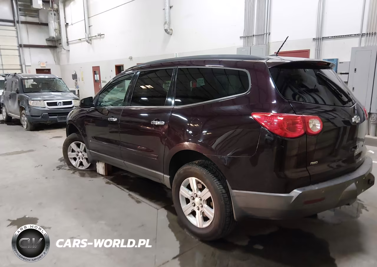 2010 Chevrolet Traverse Lt VIN:1GNLVFED5AS149823 - 3