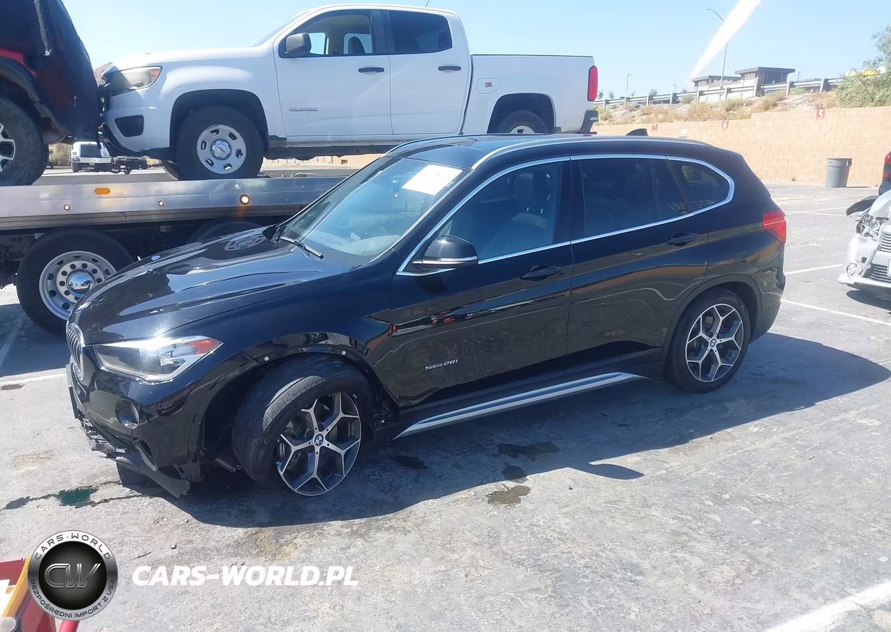 2018 BMW X1 Sdrive28I VIN:WBXHU7C31J5H41922 - 14