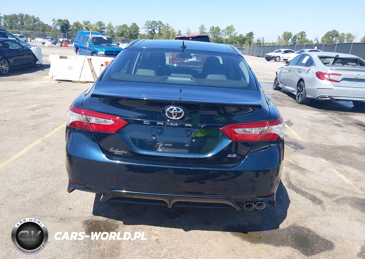 2020 Toyota Camry Se VIN:4T1G11AK7LU390038 - 17