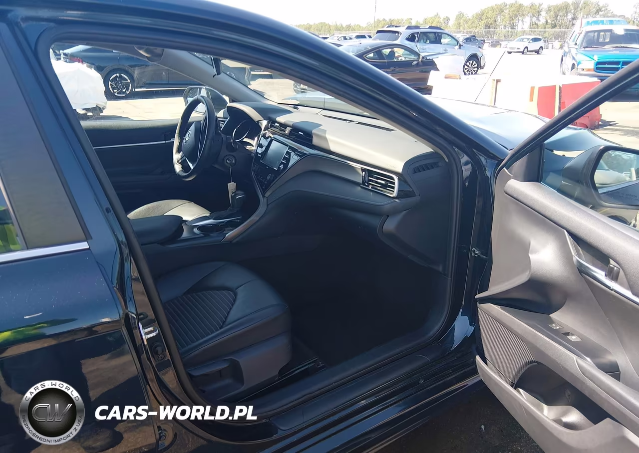 2020 Toyota Camry Se VIN:4T1G11AK7LU390038 - 5