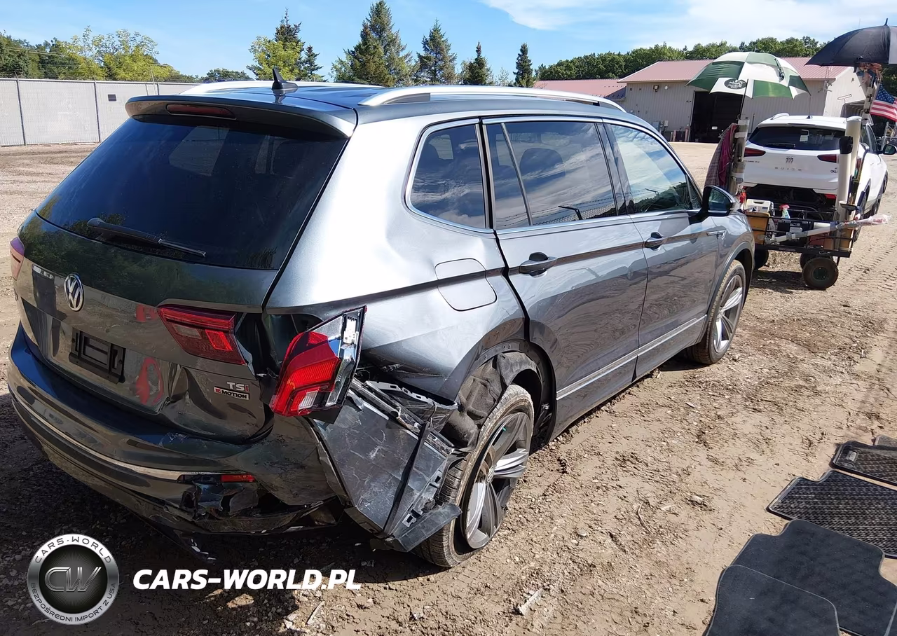 2018 Volkswagen Tiguan 2.0T Se-2.0T Sel VIN:3VV2B7AX0JM142002 - 4