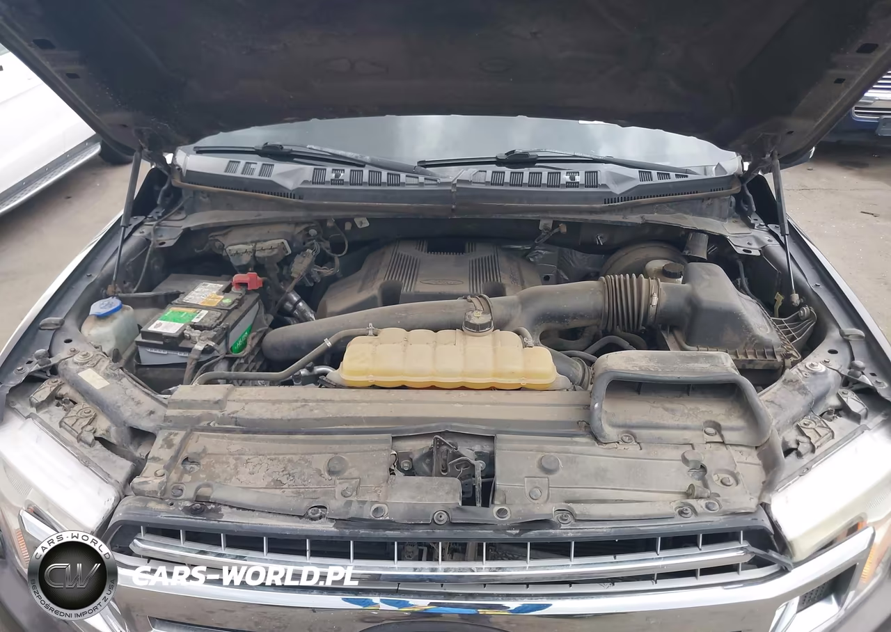 2018 Ford F-150 Xlt VIN:1FTEW1CG7JFA06833 - 10