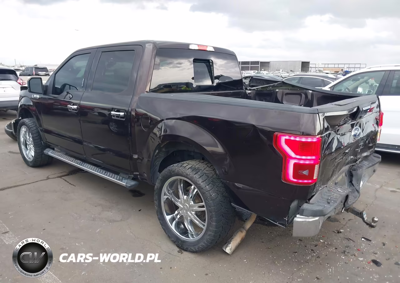 2018 Ford F-150 Xlt VIN:1FTEW1CG7JFA06833 - 3