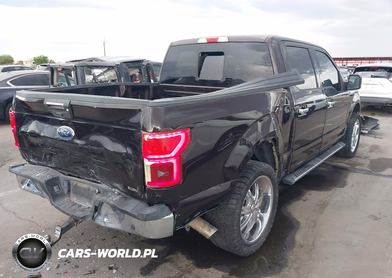 2018 Ford F-150 Xlt VIN:1FTEW1CG7JFA06833 - 4