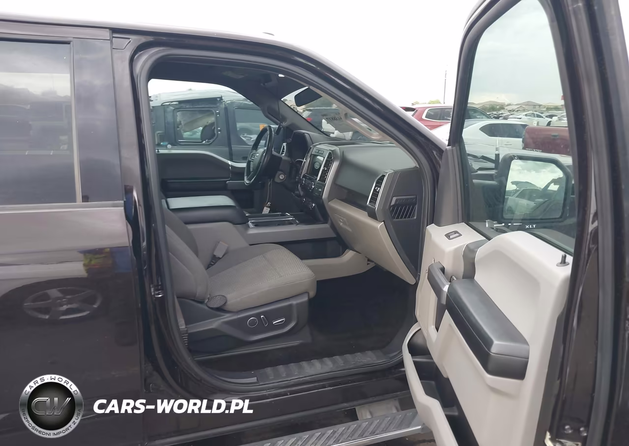 2018 Ford F-150 Xlt VIN:1FTEW1CG7JFA06833 - 5