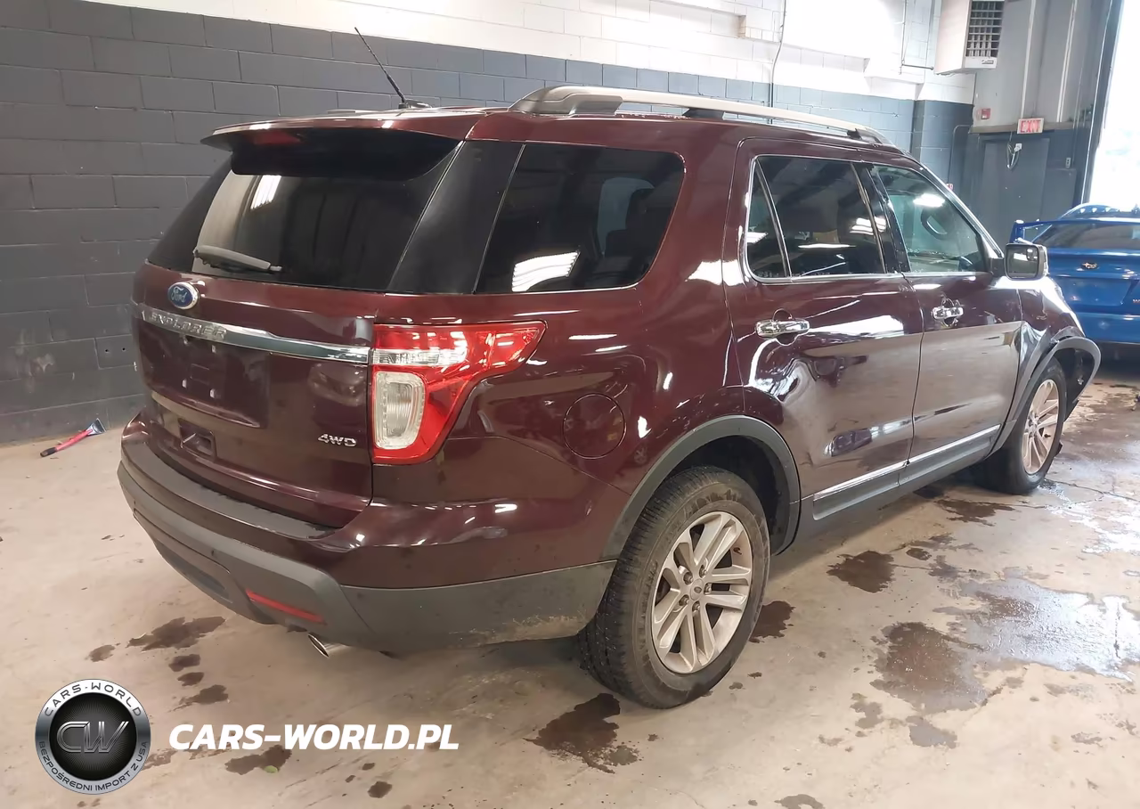 2011 Ford Explorer Xlt VIN:1FMHK8D86BGA16916 - 4